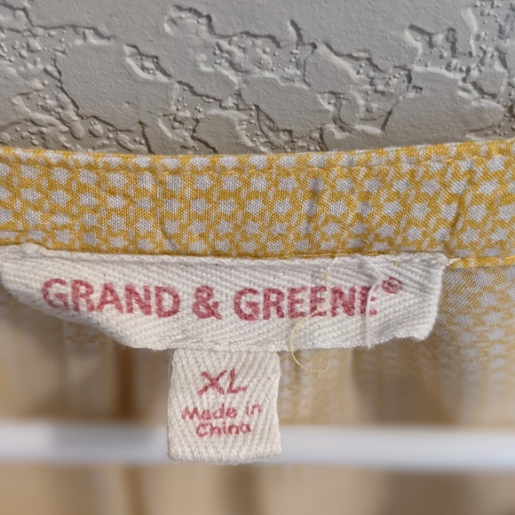 Spring blouse - Picture 2 of 3